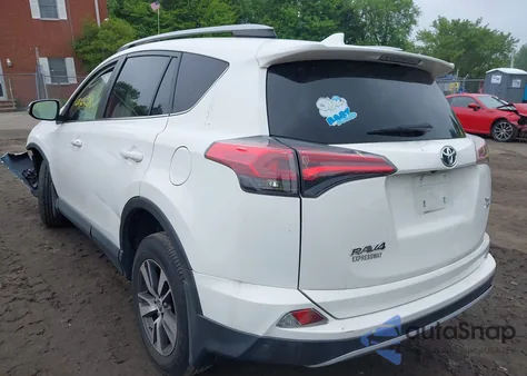 2018 Toyota Rav4 Xle from USA, damaged, VIN JTMRFREV4JD256036